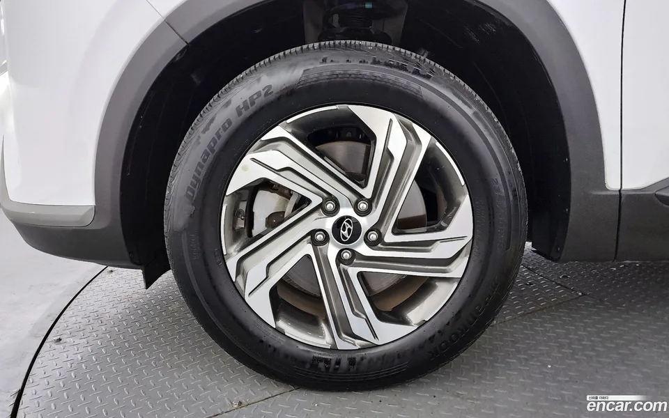Hyundai SantaFe 2.5T 2WD 2022 — миниатюра 2