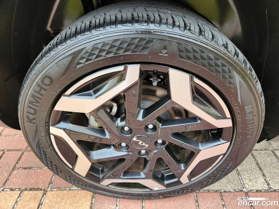 Kia Seltos 1.6 2WD 2024 — миниатюра 2