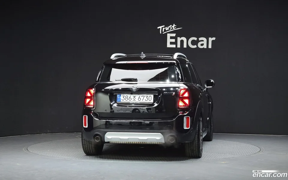 MINI Cooper S Countryman ALL4 2022 — миниатюра 4