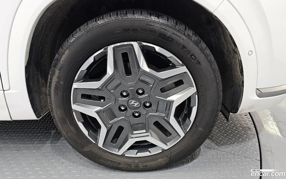 Hyundai SantaFe HEV 1.6 2WD 2023 — миниатюра 5