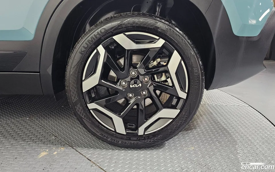 Kia Seltos 1.6 2WD 2023 — миниатюра 2