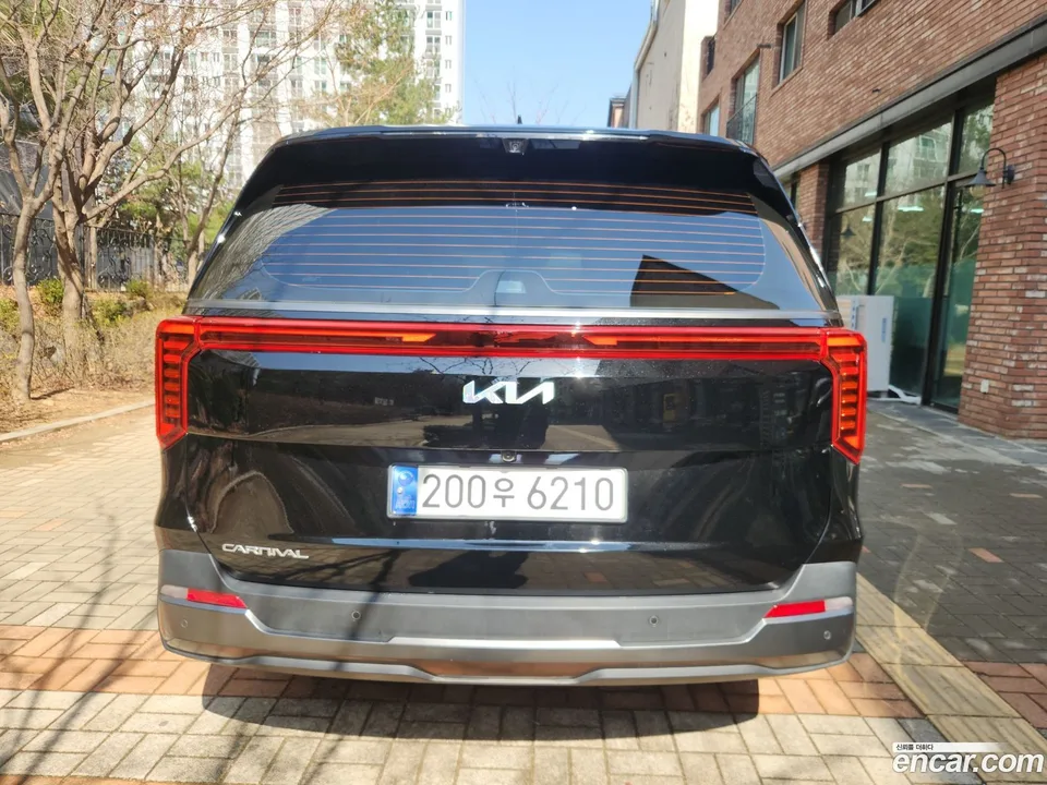 Kia Carnival 9 2023 — миниатюра 3