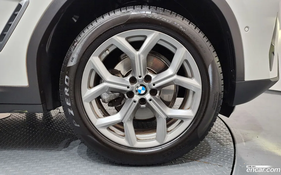 BMW X4 xDrive20i xLine 2022 — миниатюра 2