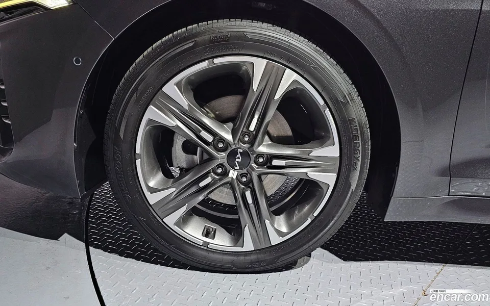 Kia K5 Hybrid 2022 — миниатюра 2