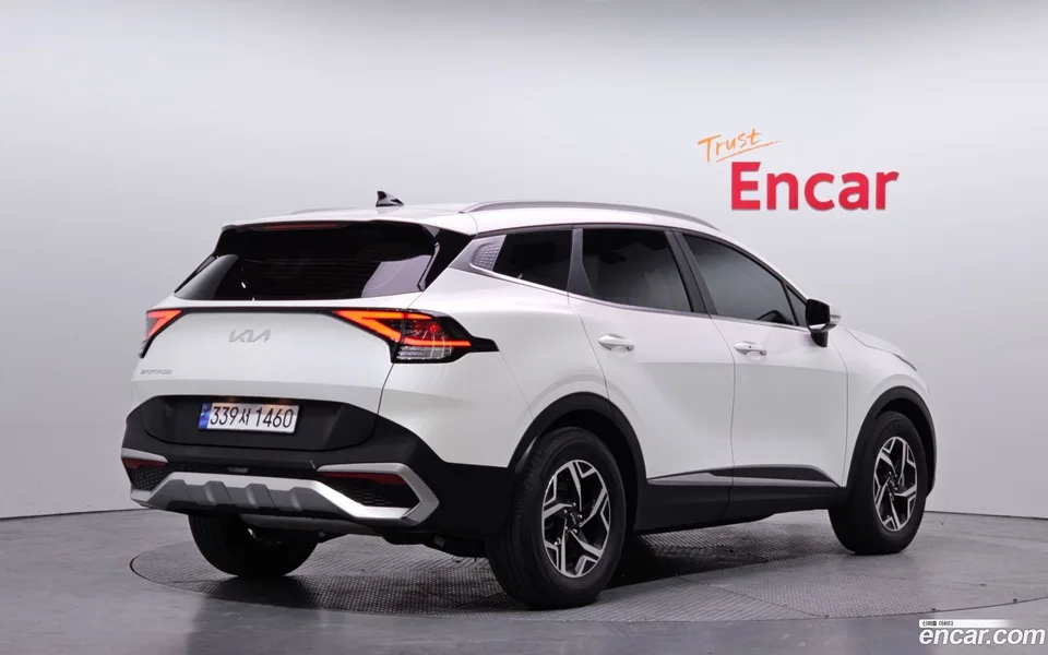Kia Sportage 1.6 2WD 2022 — миниатюра 2