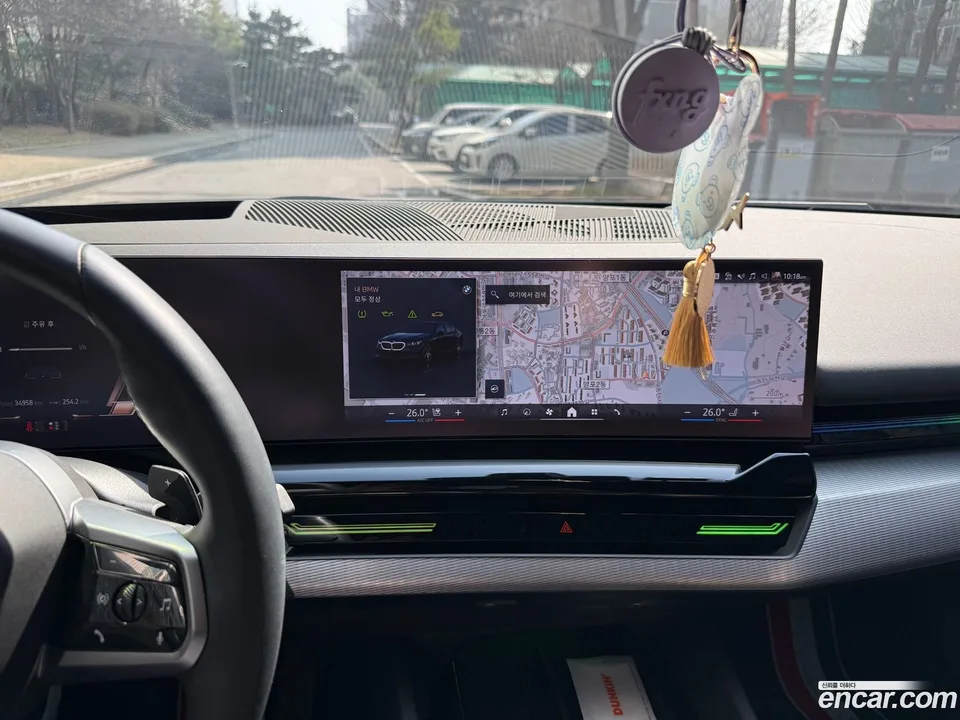 BMW 5 Series 520i M 2024 — миниатюра 4
