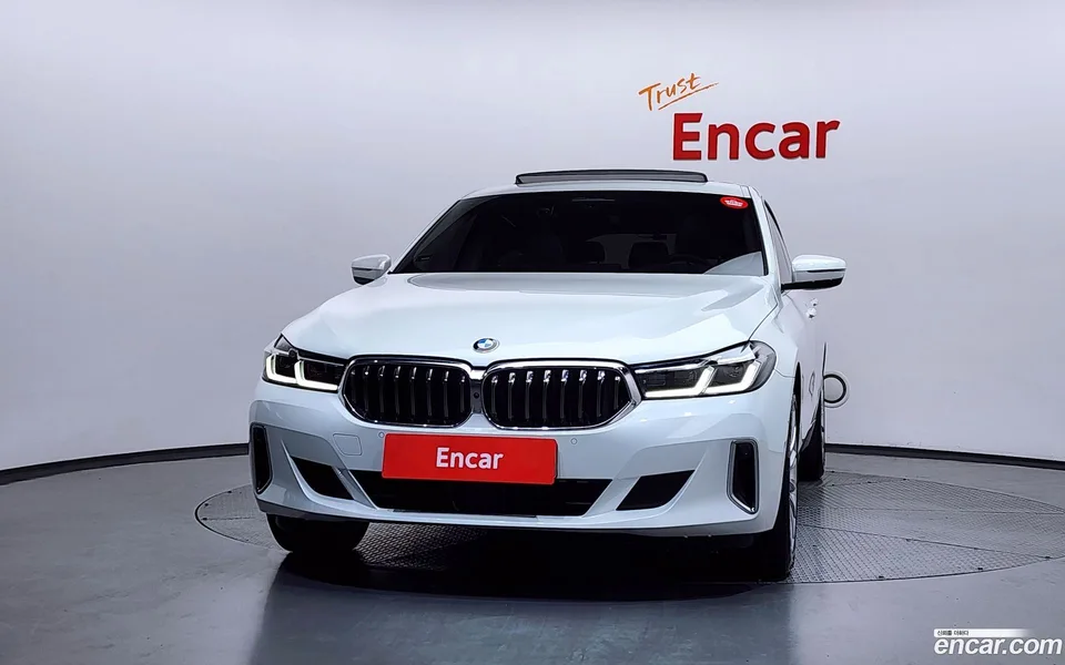 BMW 6 Series GT 630i xDrive 2023 — миниатюра 3