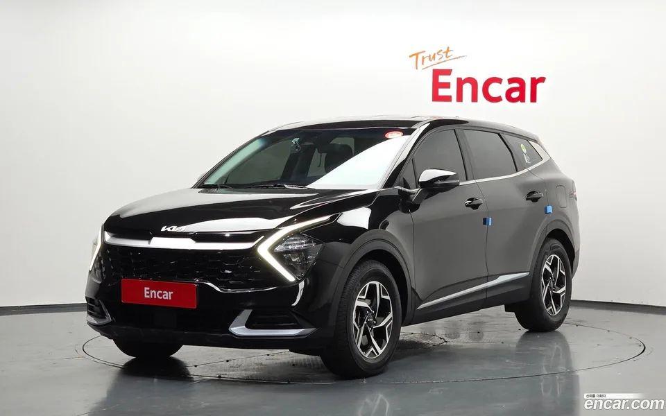 Kia Sportage 1.6 2WD 2022 — фото 1, купить с доставкой в Москву
