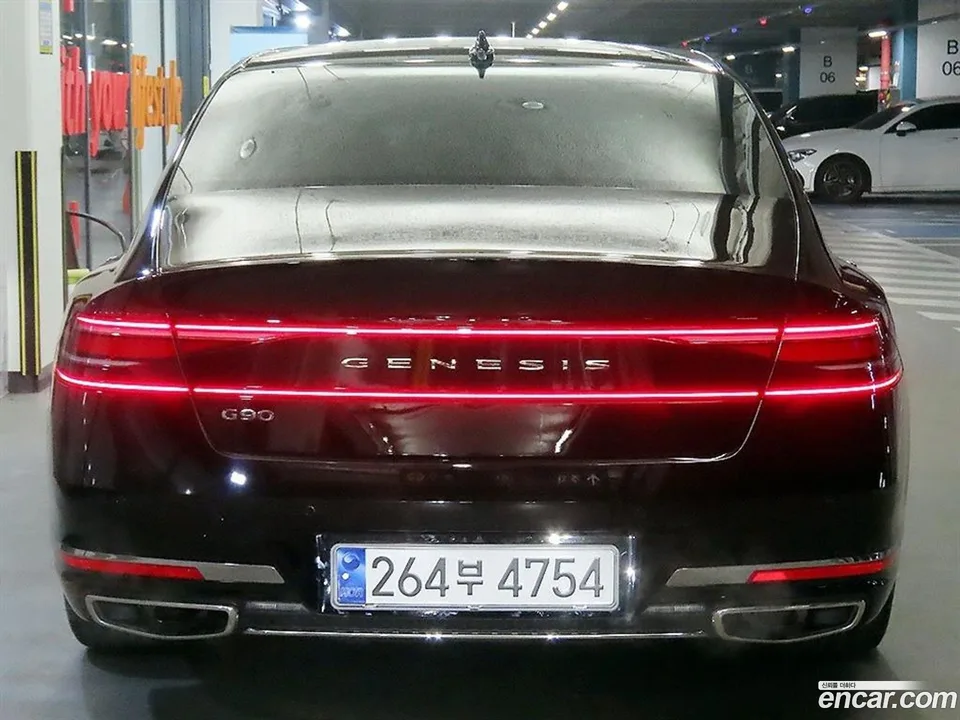 Genesis G90 3.5 e-S/C 2WD 2024 — миниатюра 2