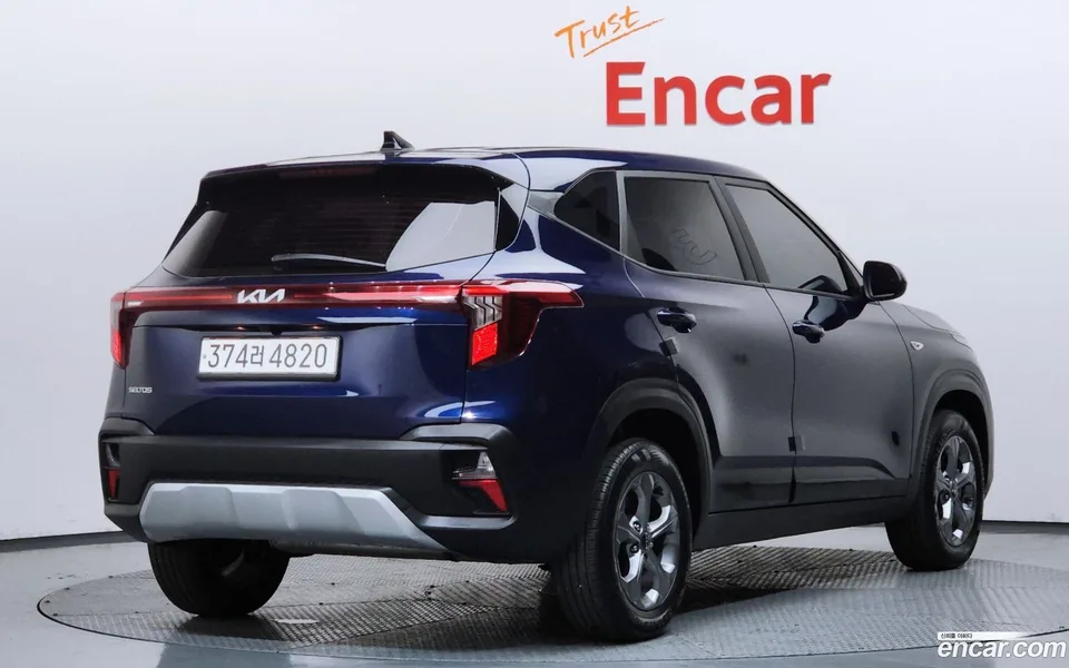 Kia Seltos 2.0 2WD 2023 — миниатюра 2