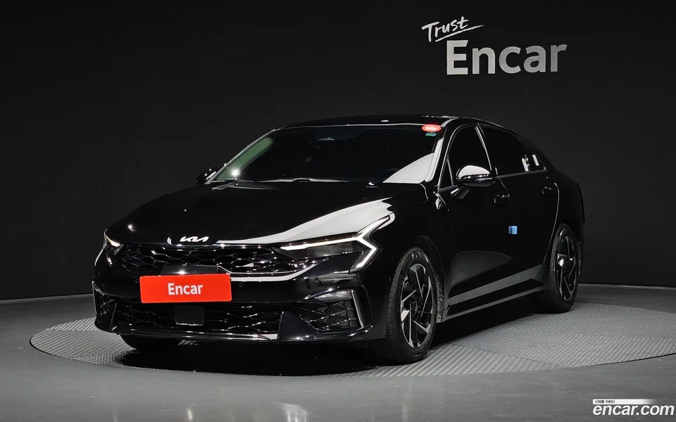 Kia K5 Hybrid 2024 — фото 1, купить с доставкой в Москву