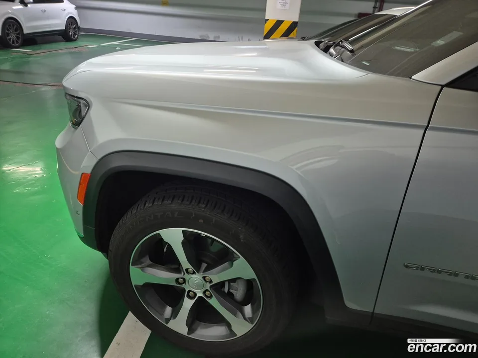 Jeep Grand Cherokee 3.6 2023 — миниатюра 4