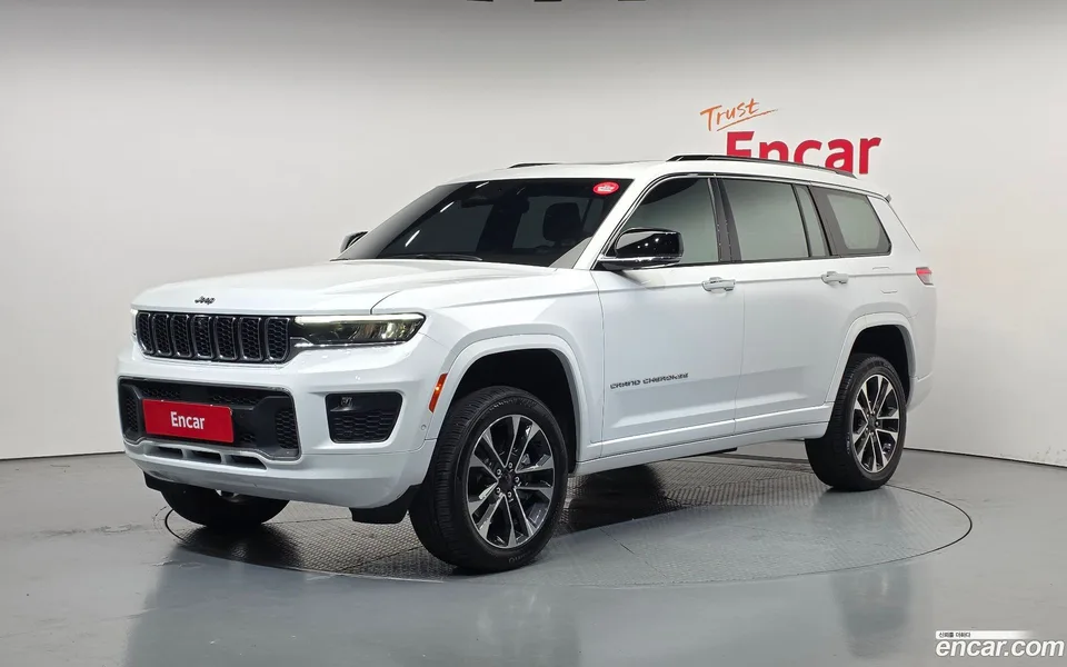 Jeep Grand Cherokee L 3.6 2022 — фото 1, купить с доставкой в Москву