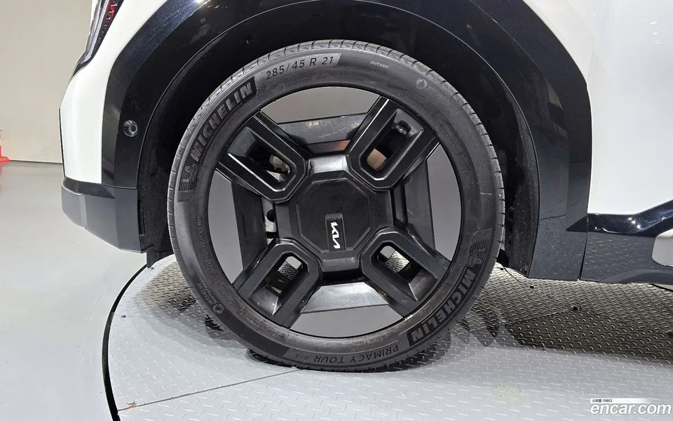 Kia EV9 4WD 2023 — миниатюра 5