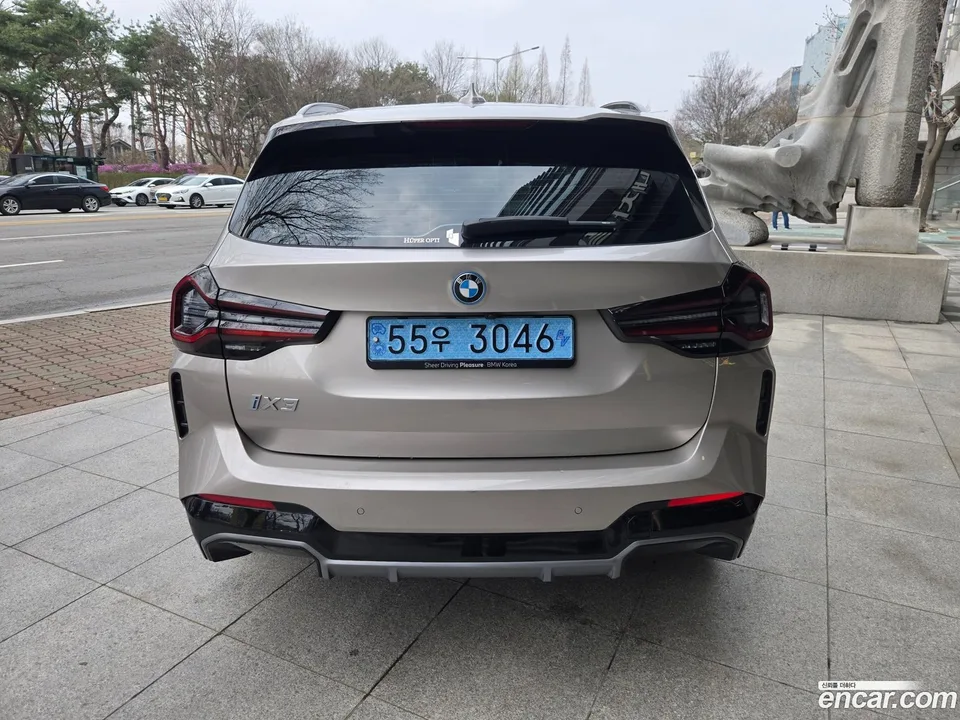 BMW iX3 M 2024 — миниатюра 4