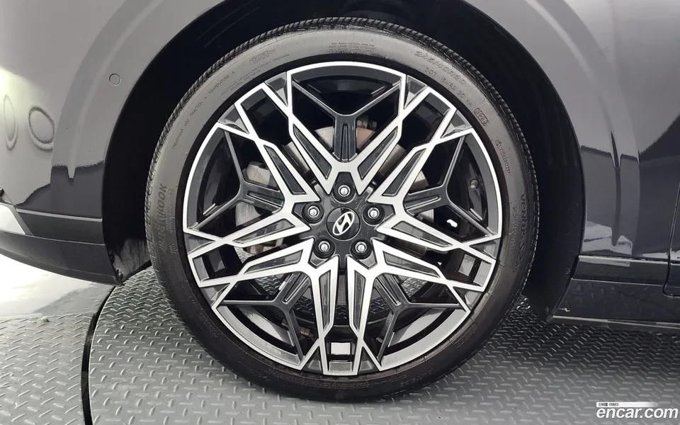 Hyundai Grandeur 3.5 4WD 2024 — миниатюра 2