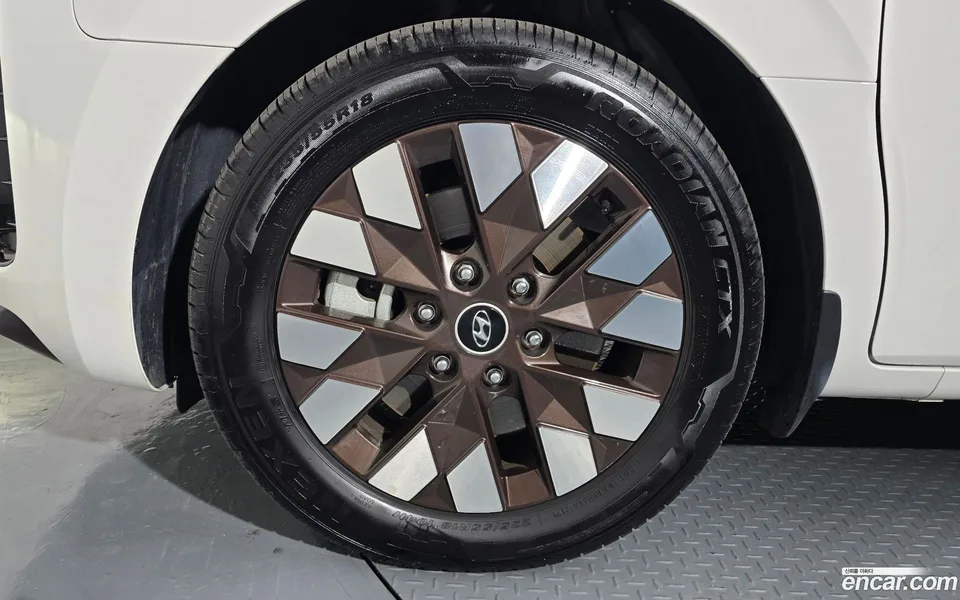 Hyundai Staria 4WD 9 2023 — миниатюра 5