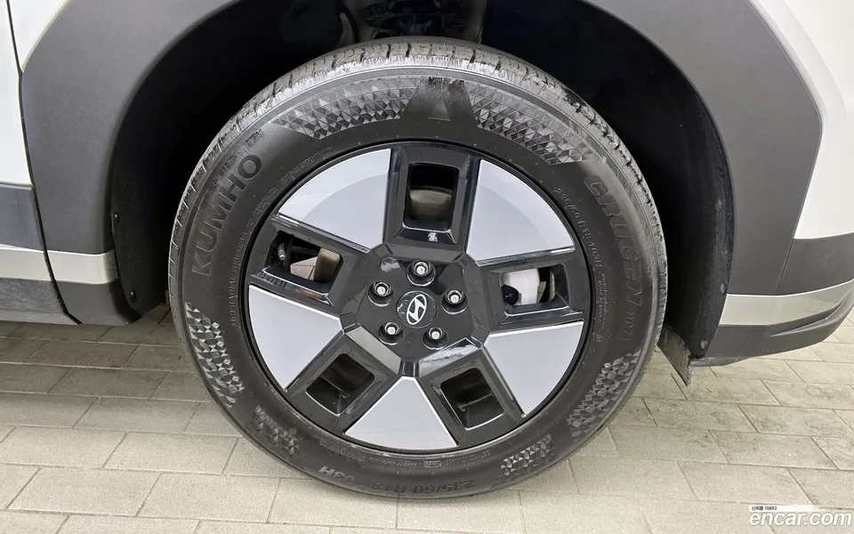 Hyundai SantaFe HEV 1.6 2WD 2024 — миниатюра 2