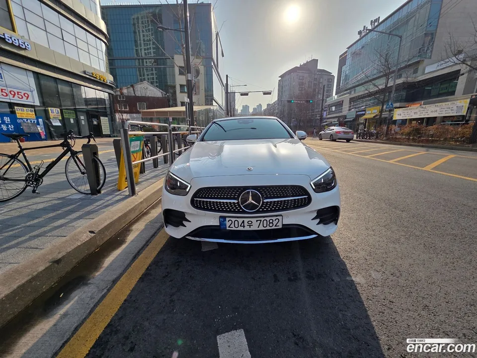 Mercedes-Benz E-Class E450 4MATIC 2023 — фото 1, купить с доставкой в Москву