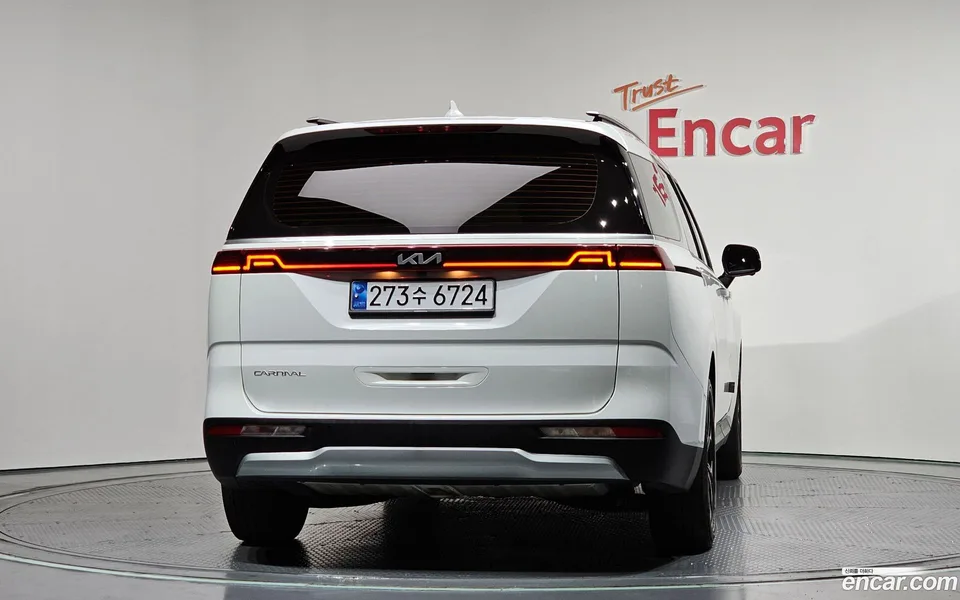 Kia Carnival 9 2022 — миниатюра 4