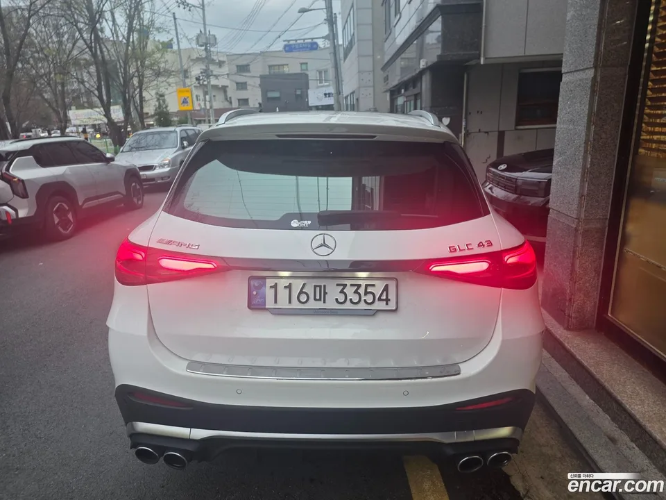 Mercedes-Benz GLC-Class AMG GLC43 4MATIC 2024 — миниатюра 2