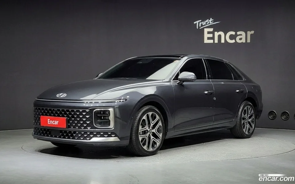 Hyundai Grandeur 2.5 2WD 2025 — фото 1, купить с доставкой в Москву