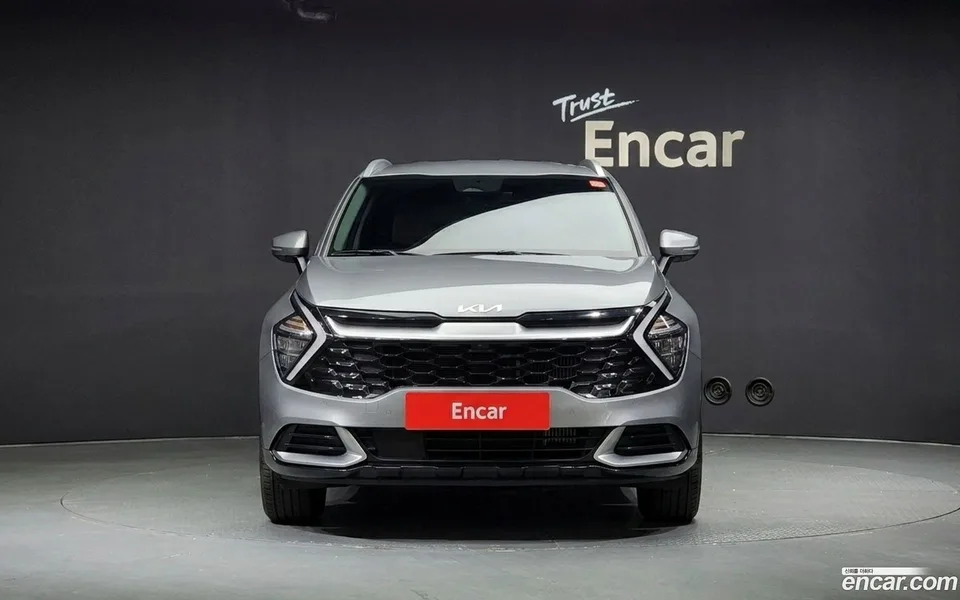 Kia Sportage Hybrid 2WD 2023 — миниатюра 3