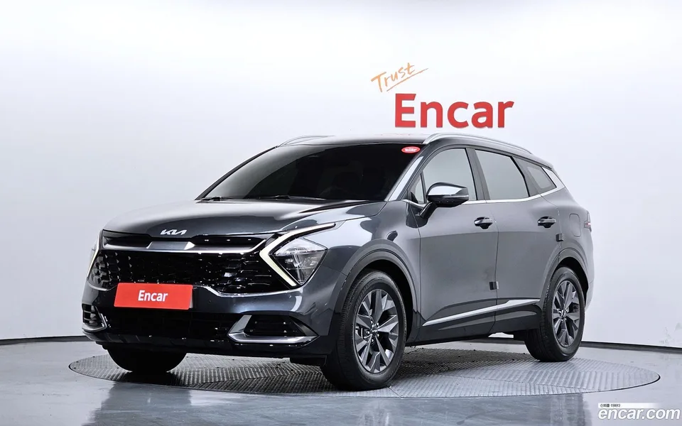 Kia Sportage 1.6 2WD 2022 — фото 1, купить с доставкой в Москву