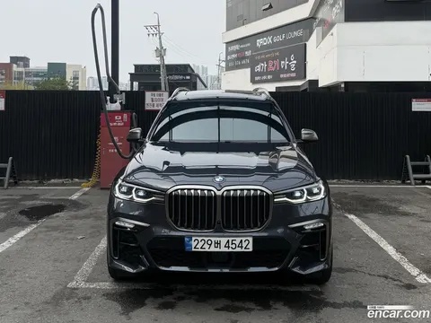 BMW X7 2022 купить в Москве