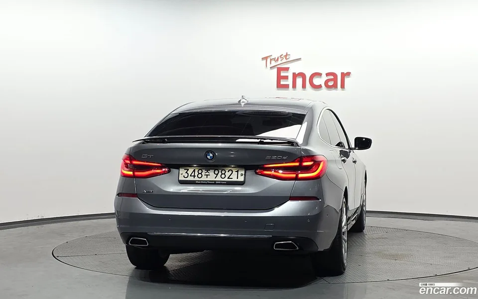 BMW 6 Series GT 620d xDrive 2023 — миниатюра 4