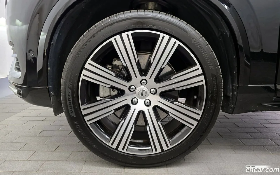 Volvo XC90 T8 2023 — миниатюра 2