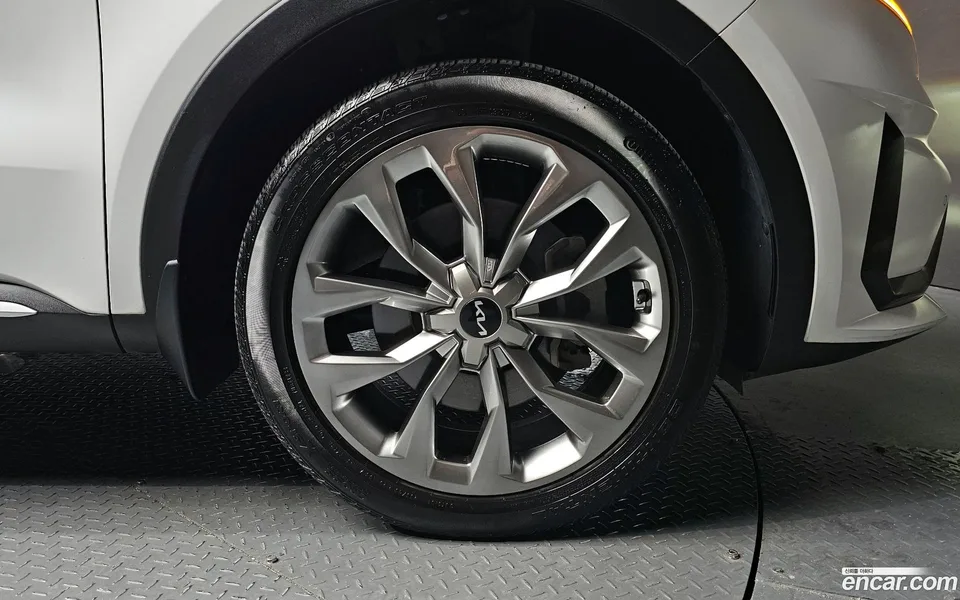 Kia Sorento 2.5T 2WD 2022 — миниатюра 2