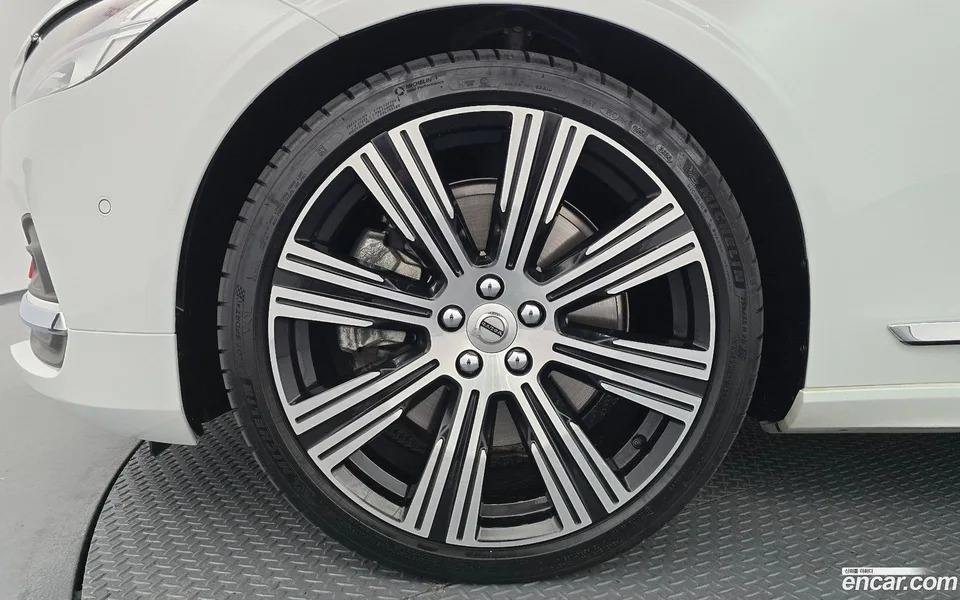 Volvo S90 B6 AWD 2023 — миниатюра 2