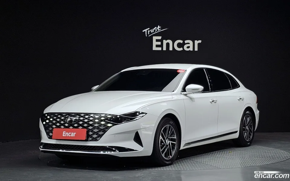 Hyundai Grandeur IG 3.0 LPi () 2022 — фото 1, купить с доставкой в Москву