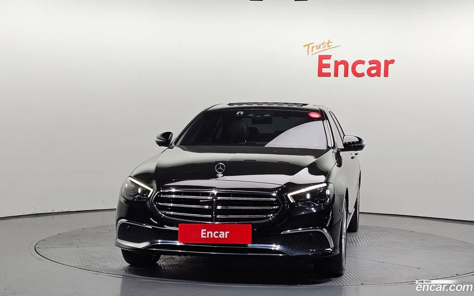 Mercedes-Benz E-Class E250 2022 — миниатюра 3