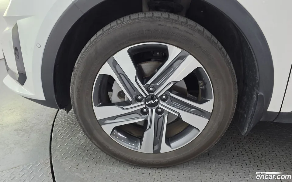 Kia Sorento HEV 1.6 4WD 2022 — миниатюра 2