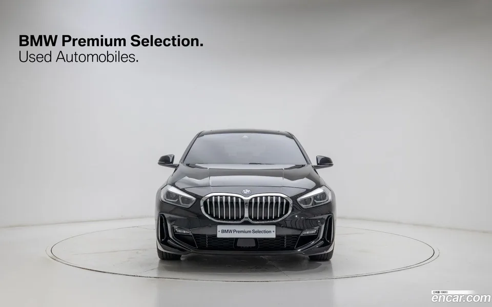 BMW 1 Series 120i M 2023 — миниатюра 3