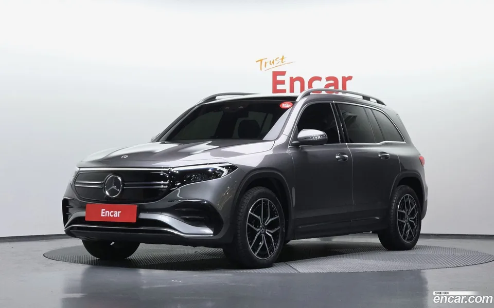 Mercedes-Benz EQB EQB300 4MATIC AMG 2023 — фото 1, купить с доставкой в Москву