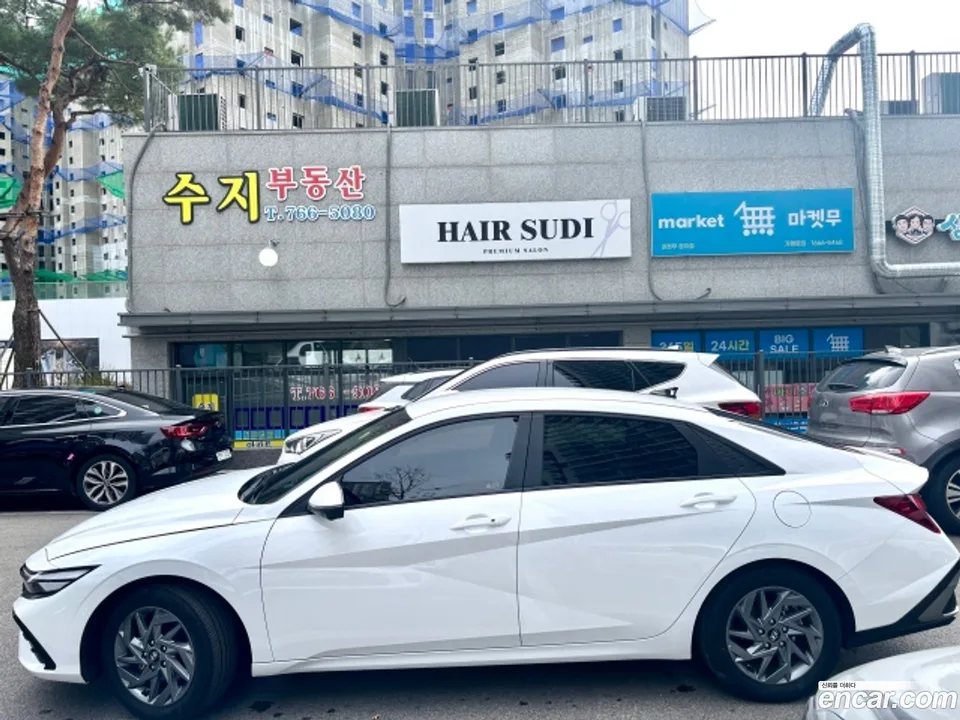 Hyundai Avante CN7 1.6 2024 — фото 1, купить с доставкой в Москву