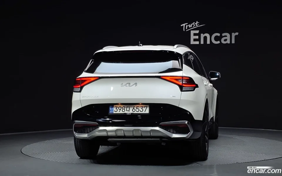 Kia Sportage Hybrid 2WD 2022 — миниатюра 4