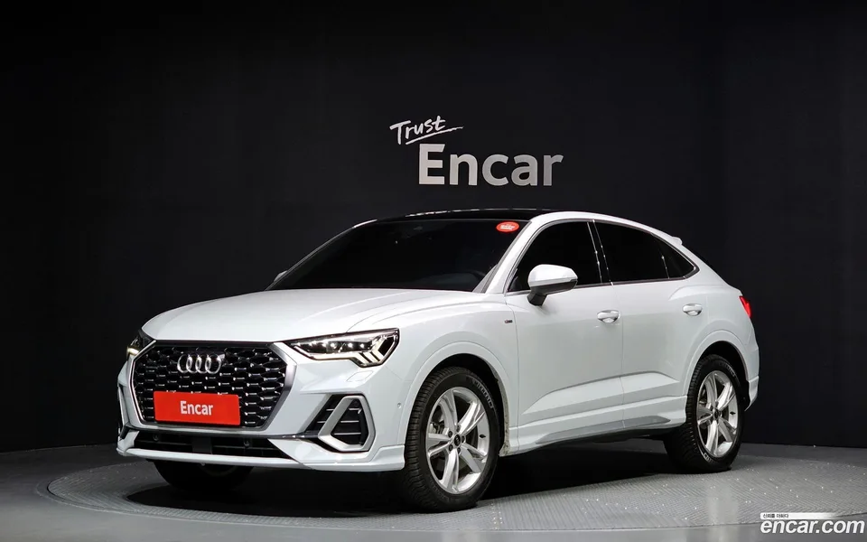 Audi Q3 35 TDI 2023 — фото 1, купить с доставкой в Москву