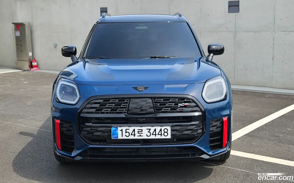 MINI Cooper S Countryman ALL4 JCW 2025 — миниатюра 3