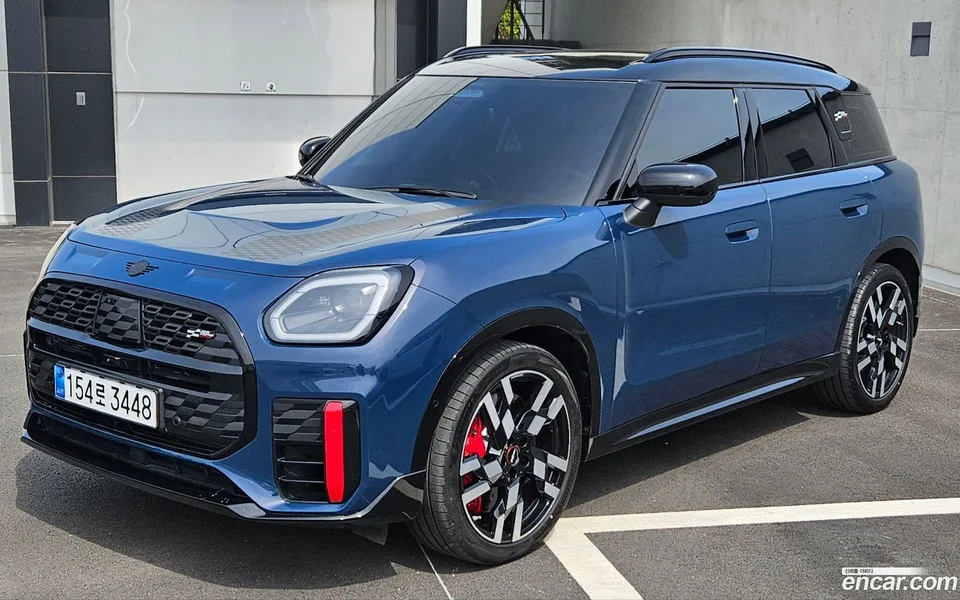 MINI Cooper S Countryman ALL4 JCW 2025 — фото 1, купить с доставкой в Москву