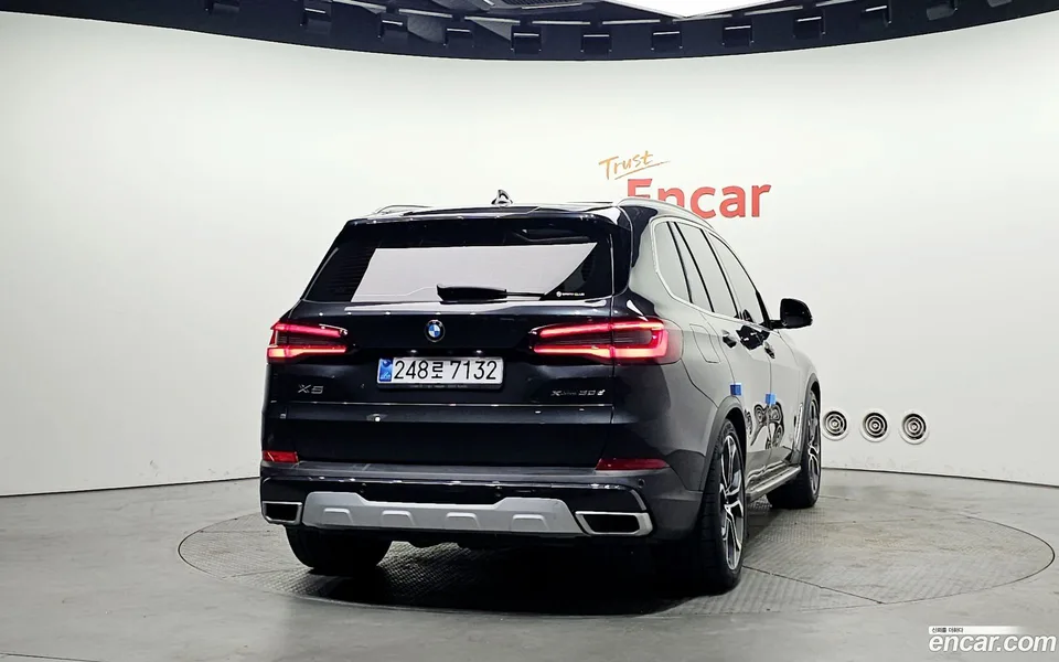 BMW X5 xDrive 30d xLine 2022 — миниатюра 4