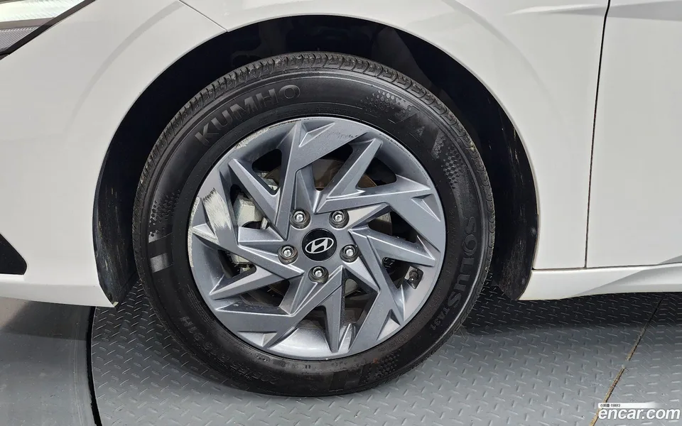 Hyundai Avante CN7 1.6 2024 — миниатюра 2