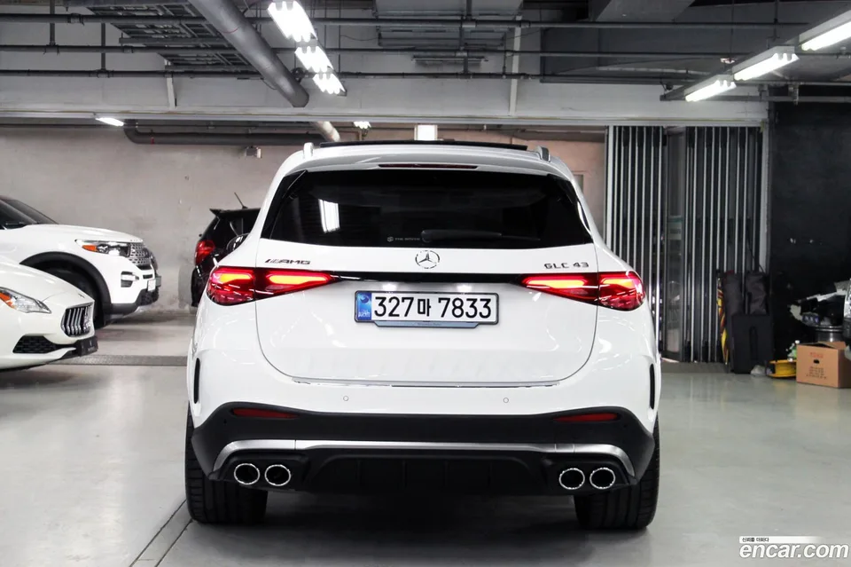 Mercedes-Benz GLC-Class AMG GLC43 4MATIC 2025 — миниатюра 2
