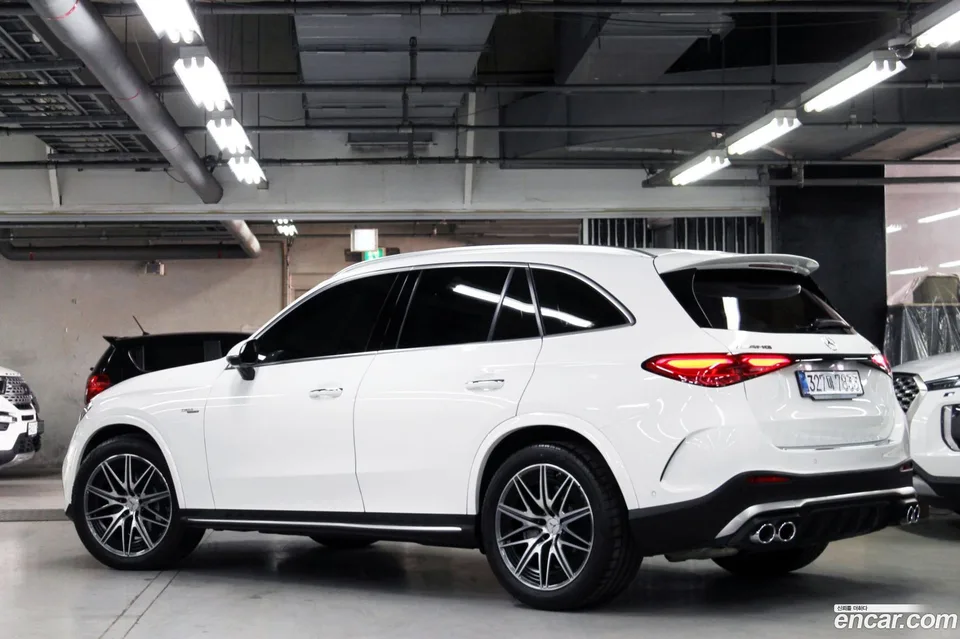 Mercedes-Benz GLC-Class AMG GLC43 4MATIC 2025 — миниатюра 4