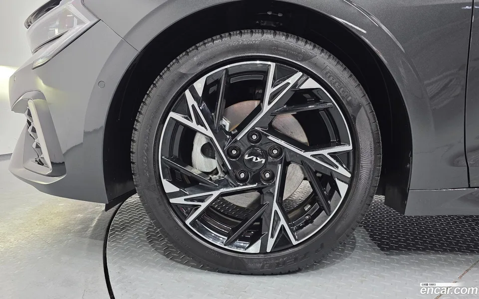 Kia K5 Hybrid 2025 — миниатюра 2