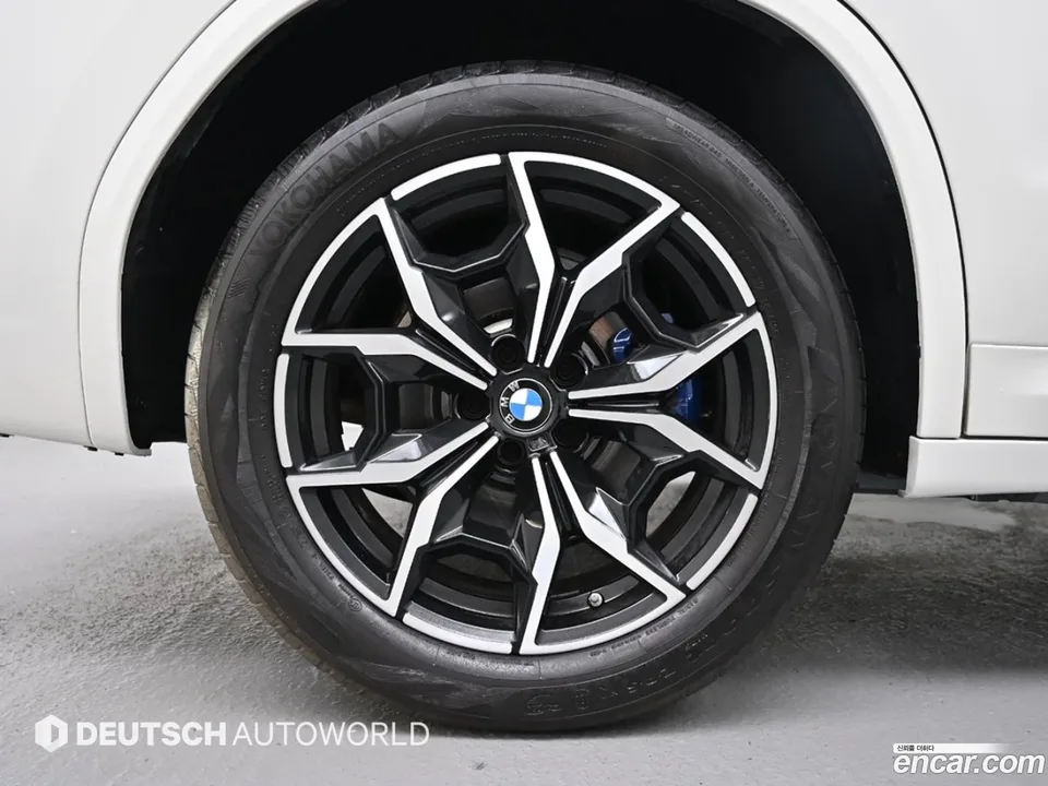BMW X3 xDrive 20i M 2023 — миниатюра 2