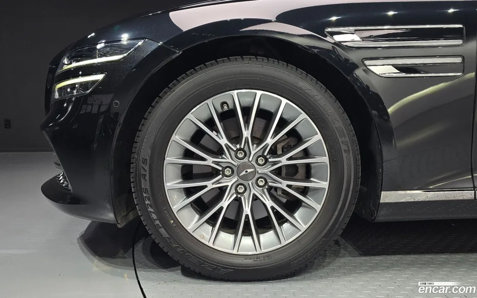 Genesis G80 2.5 AWD 2023 — миниатюра 5